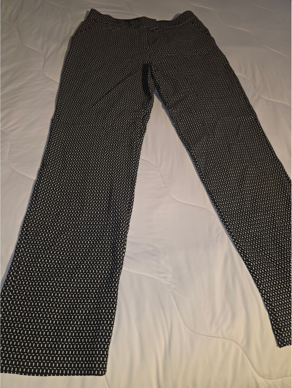 Women's Investments Pants Size 10R. Black Square Pattern Ankle lengthen